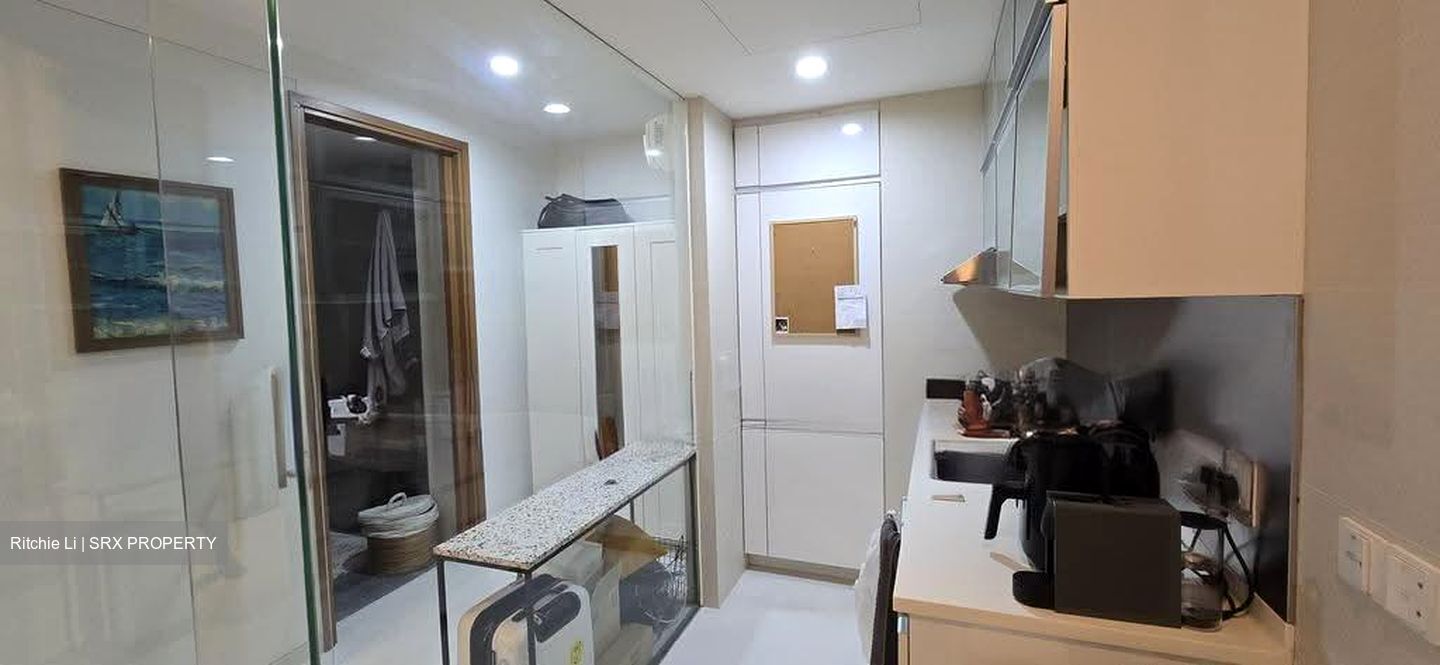 RV Suites (D10), Apartment #606400121
